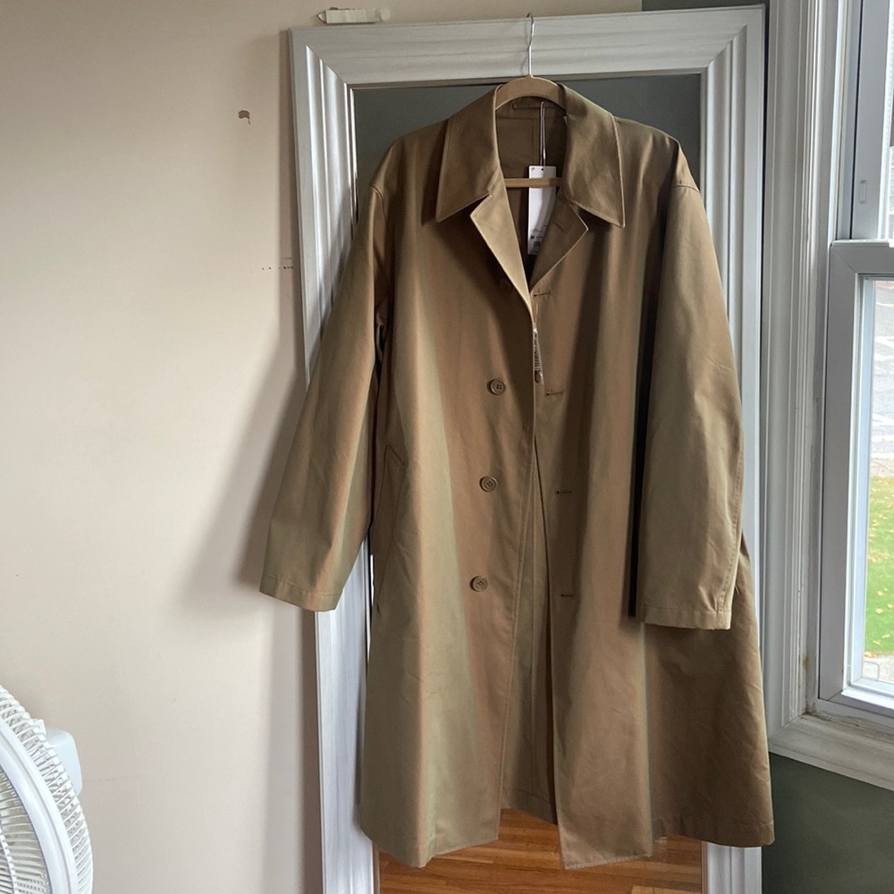 BRAND NEW MENS UNIQLO LIMITED EDITION TRENCH COAT